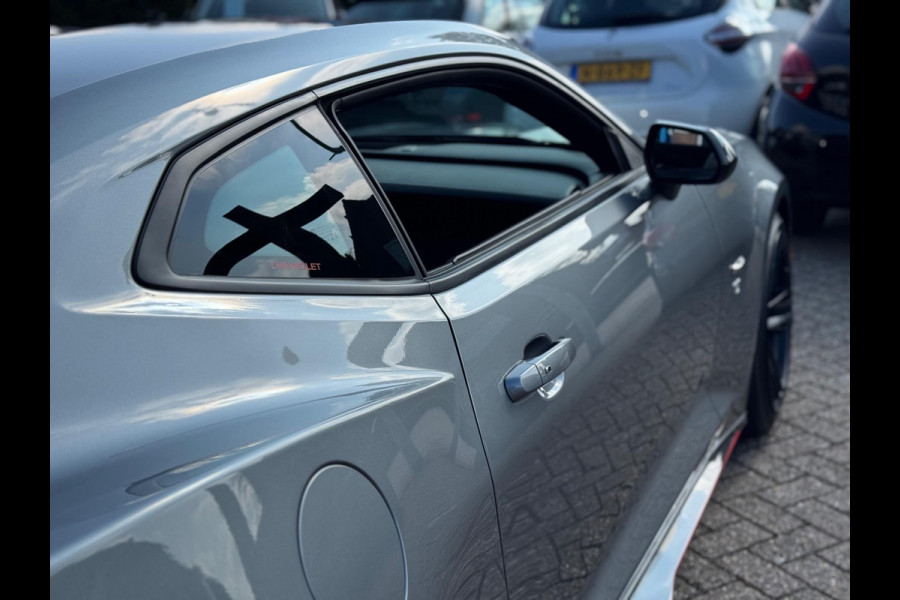 Chevrolet Camaro 2.0 Turbo 2020 Grijs AUT LEDER APK NAP!