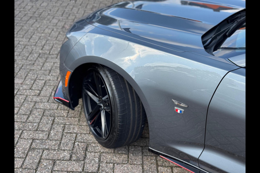 Chevrolet Camaro 2.0 Turbo 2020 Grijs AUT LEDER APK NAP!