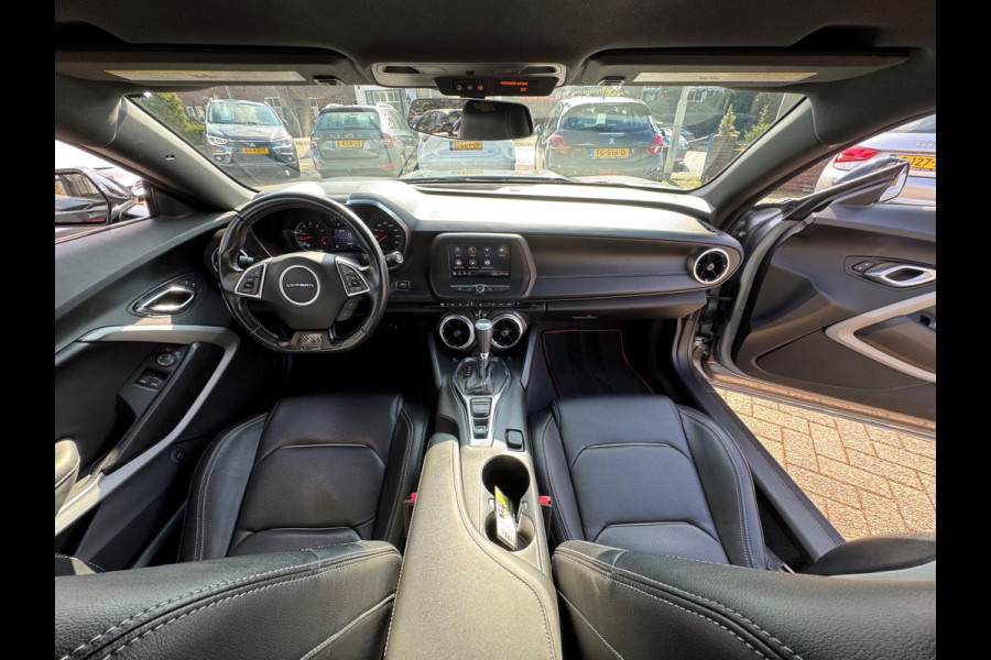 Chevrolet Camaro 2.0 Turbo 2020 Grijs AUT LEDER APK NAP!