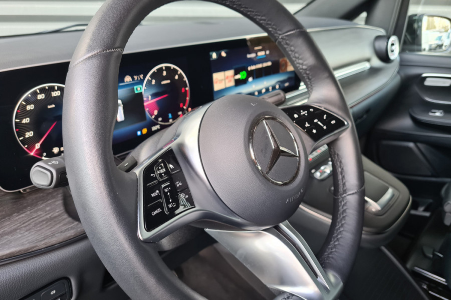 Mercedes-Benz V-Klasse 300d Extra Lang AMG-Line -Distronic-