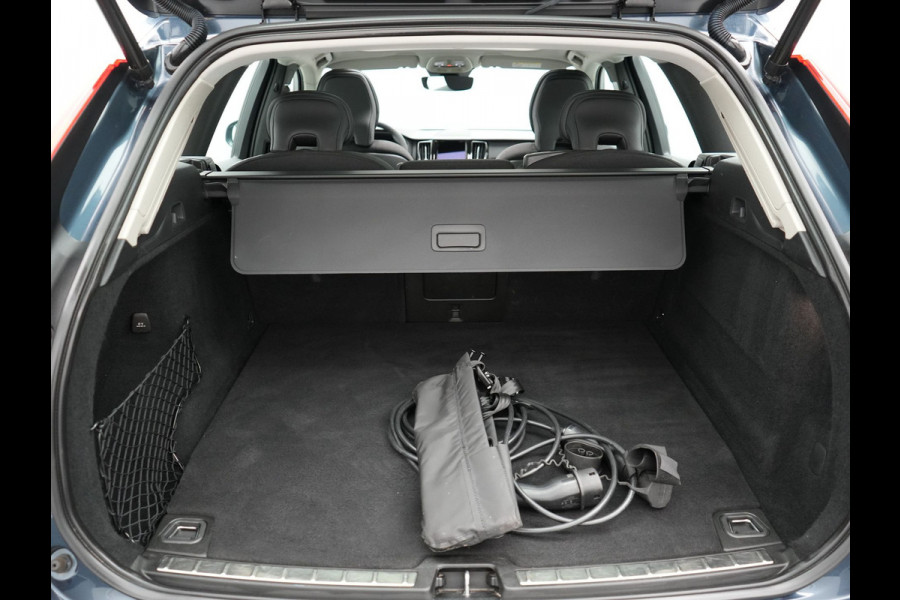 Volvo XC60 2.0 T6 Plug-in hybrid AWD Inscription Facelift Model PHEV | Google Maps | Panodak | Camera | 20 INCH | Cruise |
