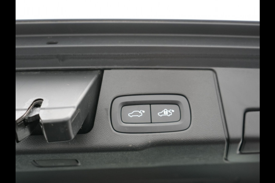 Volvo XC60 2.0 T6 Plug-in hybrid AWD Inscription Facelift Model PHEV | Google Maps | Panodak | Camera | 20 INCH | Cruise |