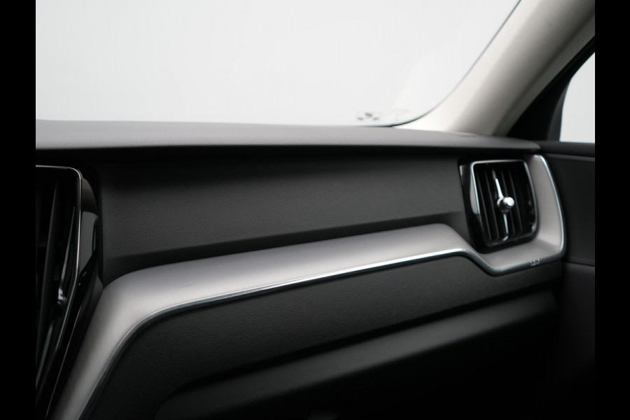 Volvo XC60 2.0 T6 Plug-in hybrid AWD Inscription Facelift Model PHEV | Google Maps | Panodak | Camera | 20 INCH | Cruise |