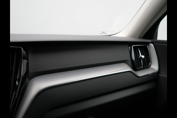 Volvo XC60 2.0 T6 Plug-in hybrid AWD Inscription Facelift Model PHEV | Google Maps | Panodak | Camera | 20 INCH | Cruise |