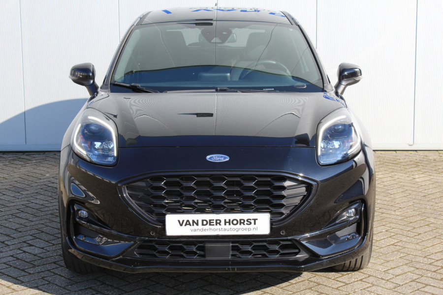 Ford Puma 1.0-125pk EcoBoost Hybrid ST-Line. April 2024 ! Slechts 8.400km ! Autm. airco, navigatie, telefoonvoorb., camera, pdc v+a, parkeerassistent, LED verl., metallic lak, LM wielen, stoel-, stuur- en voorraamverw., lane- en sideassist, adapt. cruise cntrl etc