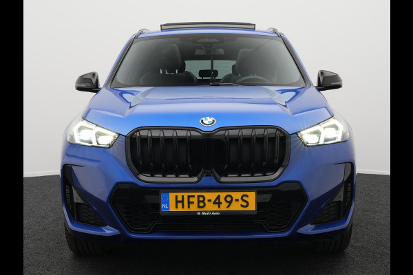 BMW X1 xDrive30e M Sport Plug-in Hybrid Nieuw Model PHEV | Facelift | Trekhaak af fabriek | Panodak | Head Up | Harman Kardon | Adaptive Cruise | 360 Camera | Memory | 19 Inch