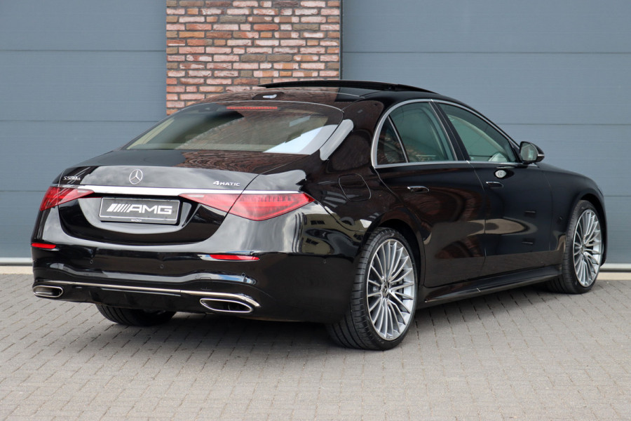 Mercedes-Benz S-Klasse 580 e 4MATIC AMG Line Aut9 | Drive Pilot | Airmatic | Achterasbesturing | Chauffeurspakket | Entertainmentsysteem Achter | MBUX Tablet | Zonweringspakket | Burmester | HUD | Verwarmd Stuurwiel | Massage | Koelbox | 3D-Di