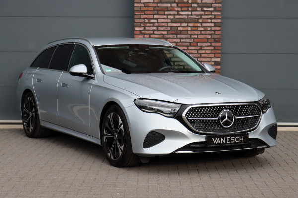 Mercedes-Benz E-Klasse Estate 300 e Luxury Line Aut9 | Hyperscreen | Distronic+ | Burmester | Zonweringspakket | Stoelventilatie | Massage | Vlakkenverwarming | Digital Light | Verwarmd Stuurwiel |