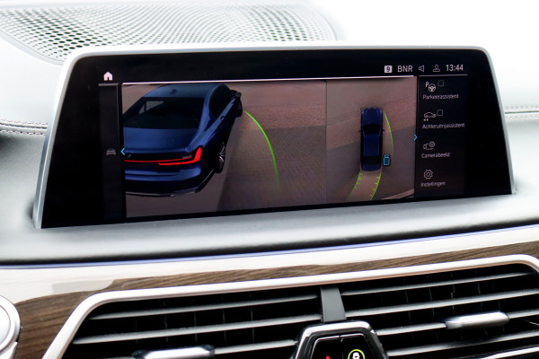 BMW 7 Serie 745Le xDrive High Executive Aut8 | Panoramadak | Luchtvering | Surround Camera | HUD | Stoelventilatie | Memory | Harman/Kardon