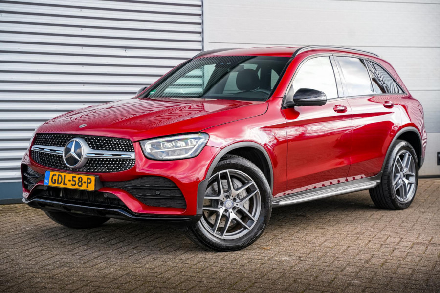 Mercedes-Benz GLC 300e 4MATIC Business Solution AMG Camera Leer Navi Virtual Dash Stoelverw.