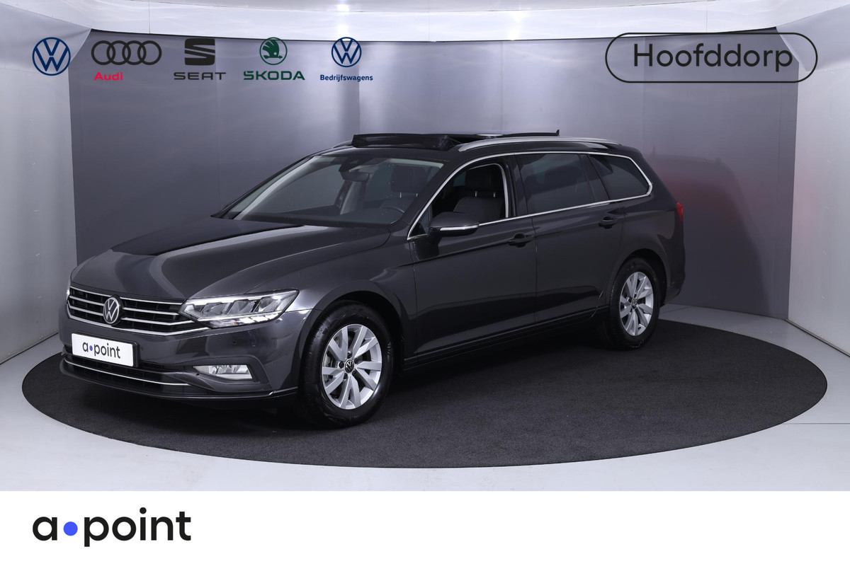 Volkswagen Passat Variant 1.5 TSI Business 150 pk Automaat (DSG) | Private lease vanaf 690,- pm | Verlengde garantie | Navigatie | Panoramadak | Elektr. trekhaak | Parkeersensoren | Achteruitrijcamera |