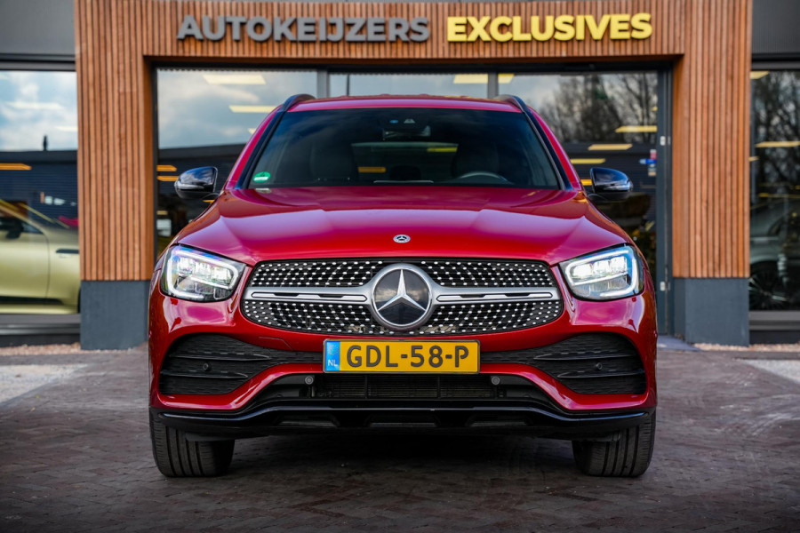 Mercedes-Benz GLC 300e 4MATIC Business Solution AMG Camera Leer Navi Virtual Dash Stoelverw.