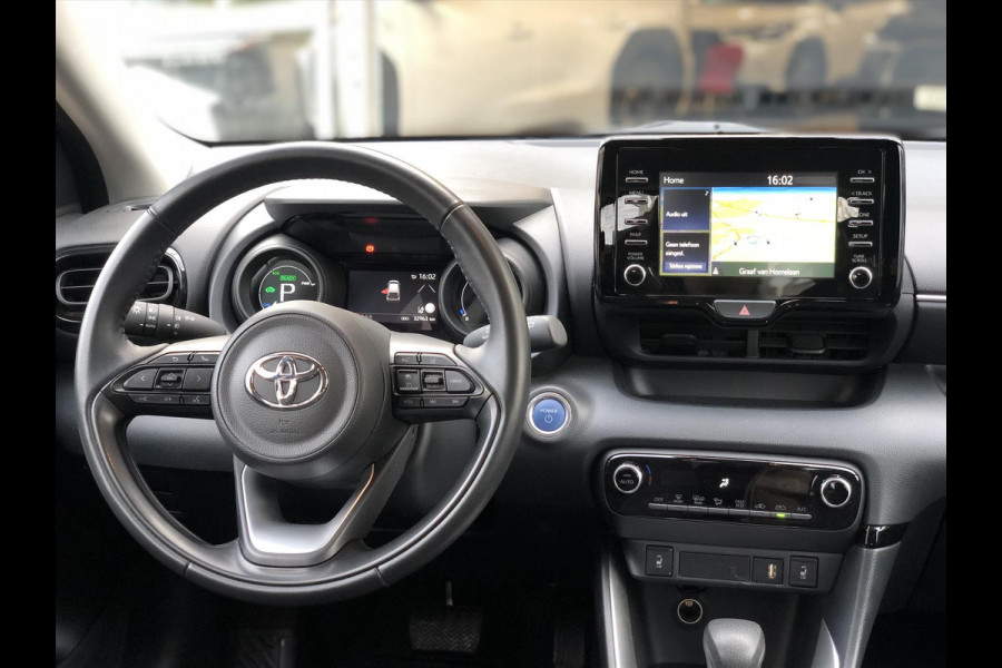 Toyota Yaris 1.5 Hybrid Dynamic Plus | Dodehoekherkenning, Parkeersensoren, Stoelverwarming, 16 inch, Keyless, Apple CarPlay/Android auto