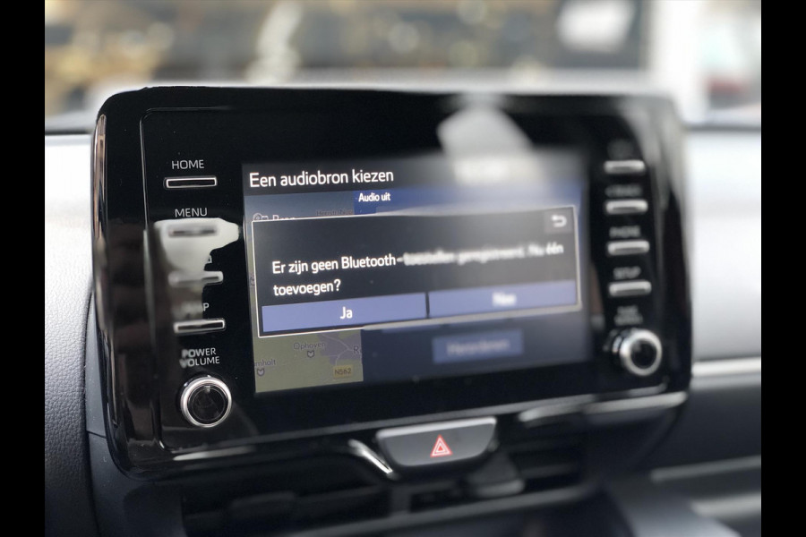 Toyota Yaris 1.5 Hybrid Dynamic Plus | Dodehoekherkenning, Parkeersensoren, Stoelverwarming, 16 inch, Keyless, Apple CarPlay/Android auto