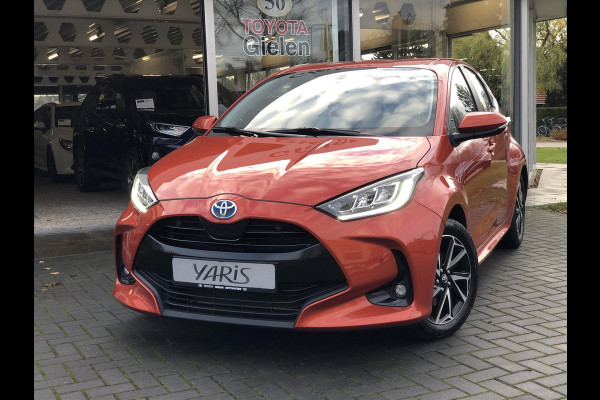 Toyota Yaris 1.5 Hybrid Dynamic Plus | Dodehoekherkenning, Parkeersensoren, Stoelverwarming, 16 inch, Keyless, Apple CarPlay/Android auto