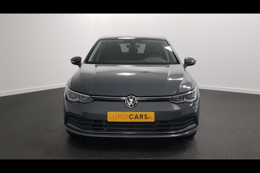 Volkswagen Golf 1.5 eTSI 150pk DSG Style | DEMO ! | Navigatie | Climate Control | Camera | Parkeer sensoren | 18" LMV| Led | Keyless entry | Stoelverwarming