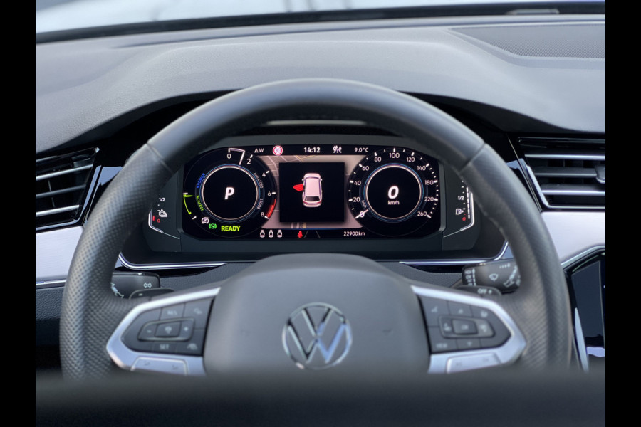 Volkswagen Passat Variant 1.4 TSI PHEV GTE Business | Pano | Trekhaak | Dynaudio | 360 Camera