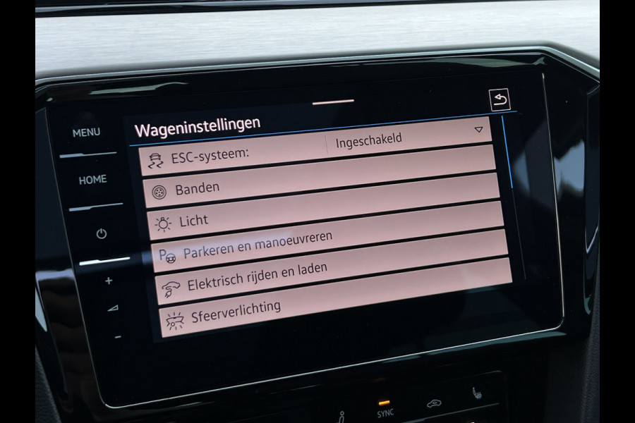 Volkswagen Passat Variant 1.4 TSI PHEV GTE Business | Pano | Trekhaak | Dynaudio | 360 Camera