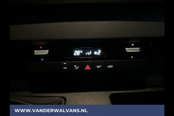 Mercedes-Benz Sprinter 314 CDI 143pk L3H2 Euro6 Airco | Camera | Sidebars | Apple Carplay | Android Auto Parkeersensoren, Bijrijdersbank