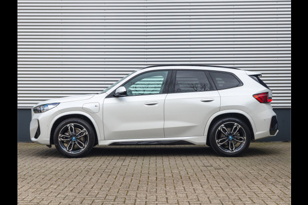 BMW X1 xDrive25e M-Sport - Pano - Trekhaak - Driving Ass Prof - Head-Up