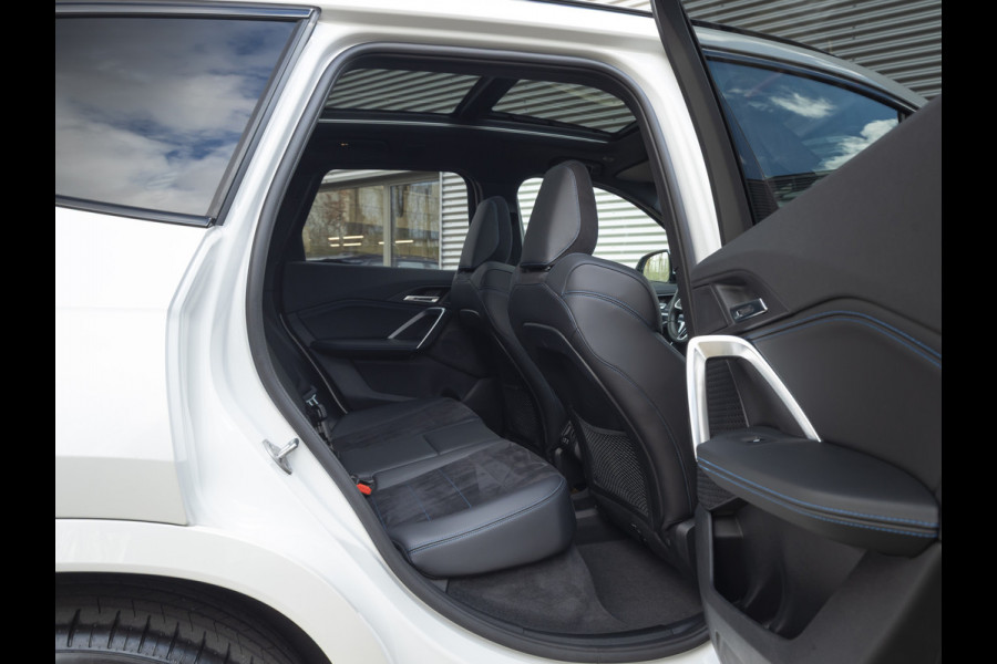 BMW X1 xDrive25e M-Sport - Pano - Trekhaak - Driving Ass Prof - Head-Up