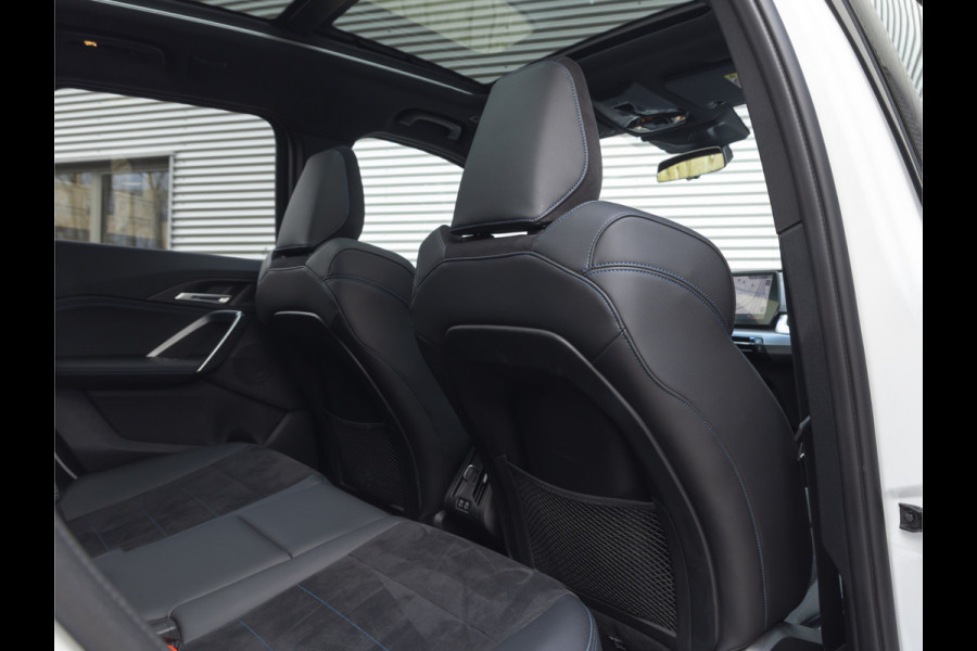 BMW X1 xDrive25e M-Sport - Pano - Trekhaak - Driving Ass Prof - Head-Up