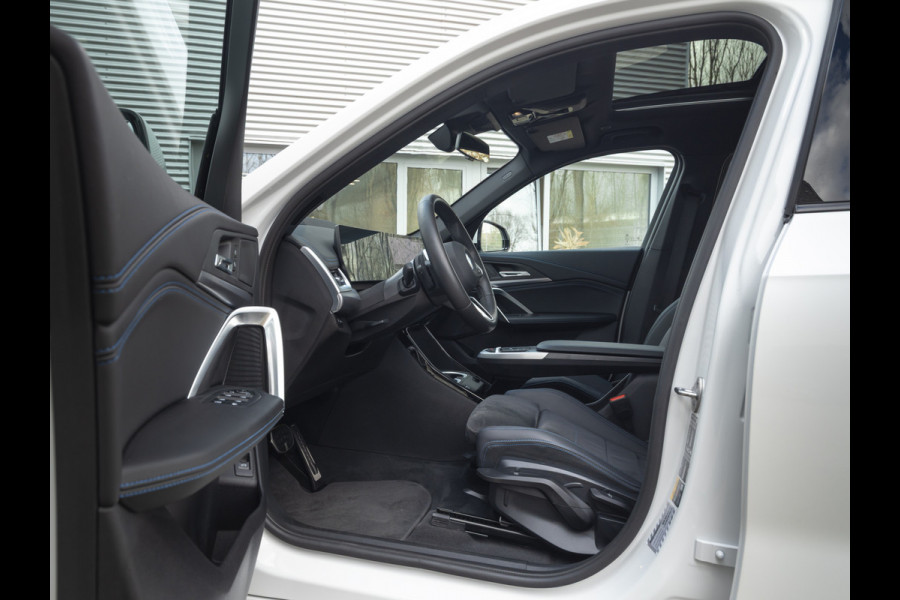 BMW X1 xDrive25e M-Sport - Pano - Trekhaak - Driving Ass Prof - Head-Up