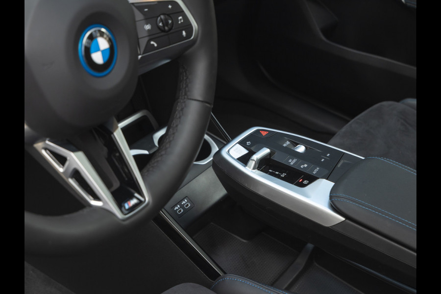 BMW X1 xDrive25e M-Sport - Pano - Trekhaak - Driving Ass Prof - Head-Up