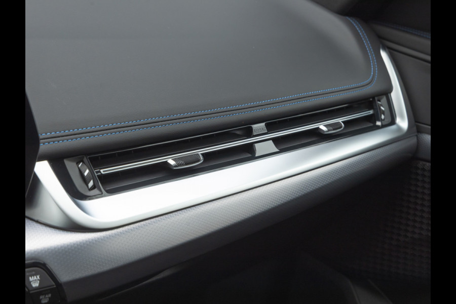 BMW X1 xDrive25e M-Sport - Pano - Trekhaak - Driving Ass Prof - Head-Up