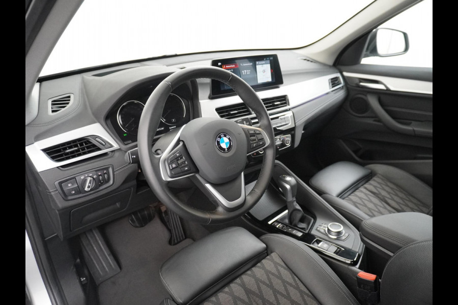 BMW X1 xDrive25e Executive Edition | MEMORY SEAT | TREKHAAK | HEAD UP | RIJKLAAR INCL. 12 MND. BOVAGGARANTIE