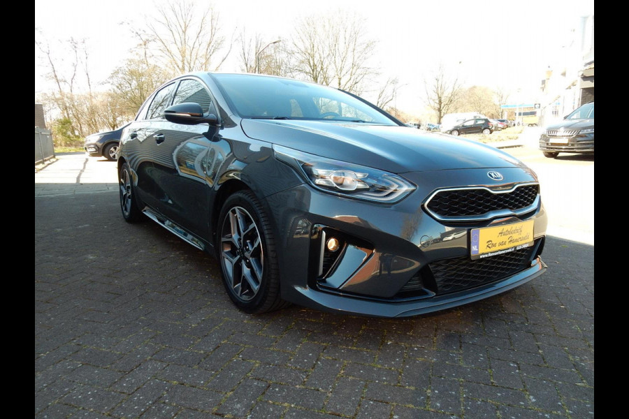 Kia ProCeed 1.4 T-GDI GT-PlusLine*1/2LEDER*NAVI*LED*CR CONTR*