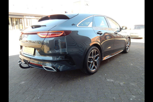 Kia ProCeed 1.4 T-GDI GT-PlusLine*1/2LEDER*NAVI*LED*CR CONTR*