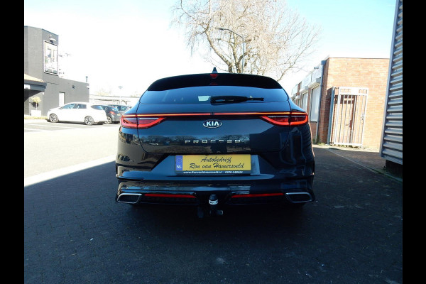 Kia ProCeed 1.4 T-GDI GT-PlusLine*1/2LEDER*NAVI*LED*CR CONTR*