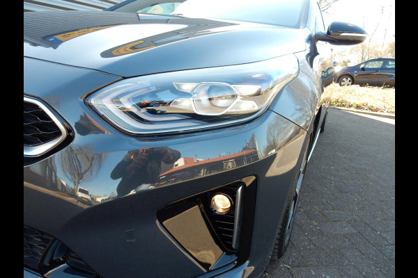 Kia ProCeed 1.4 T-GDI GT-PlusLine*1/2LEDER*NAVI*LED*CR CONTR*