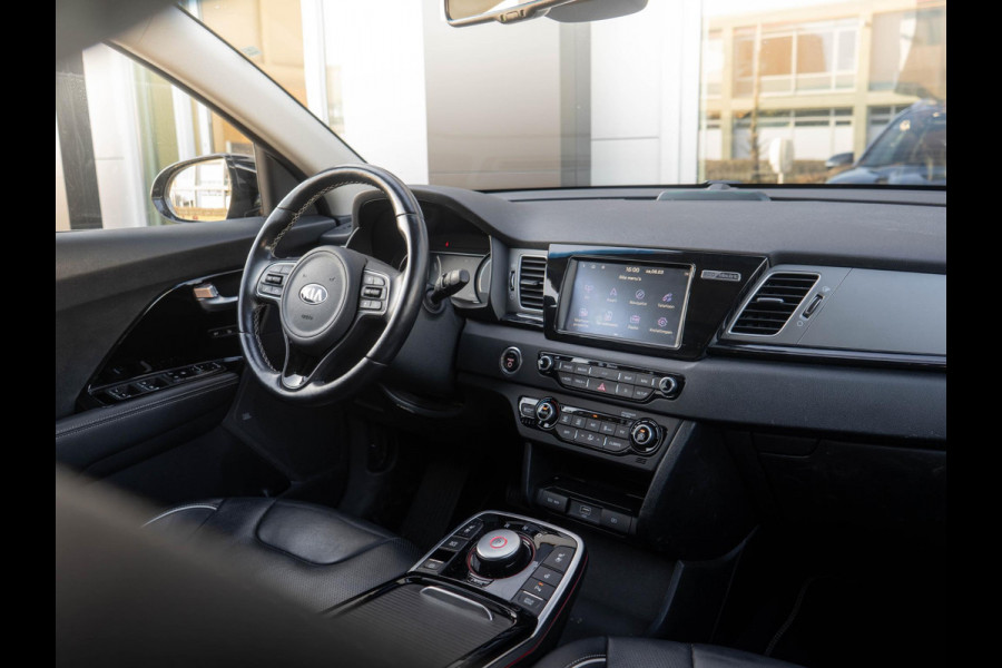 Kia e-Niro ExecutiveLine 64 kWh | Stoel en Stuur verwarming | Navigatie | Nederlandse dealer onderhouden auto |
