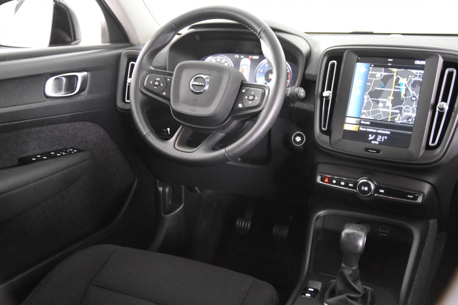 Volvo XC40 1.5 T2 Momentum *1ste Eigenaar*Navigatie*Carplay*PDC*