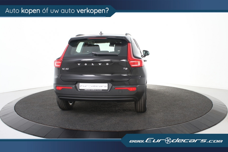 Volvo XC40 1.5 T2 Momentum *1ste Eigenaar*Navigatie*Carplay*PDC*