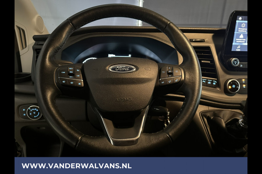 Ford Transit 2.0 TDCI 130pk L2H3 *Laadklep* Euro6 Airco | Camera | Apple Carplay | Android Auto Cruisecontrol, Parkeersensoren, Verwarmde voorruit, Bijrijdersbank, 2800kg trekvermogen