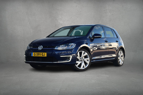 Volkswagen e-Golf e-Golf | Warmtepomp | Virtual | CarPlay | Stoelverwarming