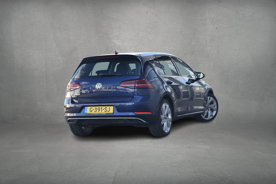 Volkswagen e-Golf e-Golf | Warmtepomp | Virtual | CarPlay | Stoelverwarming