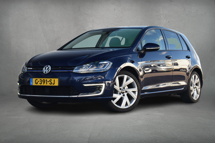 Volkswagen e-Golf e-Golf | Warmtepomp | Virtual | CarPlay | Stoelverwarming