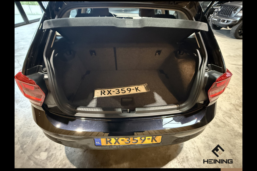 Volkswagen Polo 1.0 TSI Comfortline. DSG Automaat. Afneembare Trekhaak. Navi. Apple-carplay. NAP