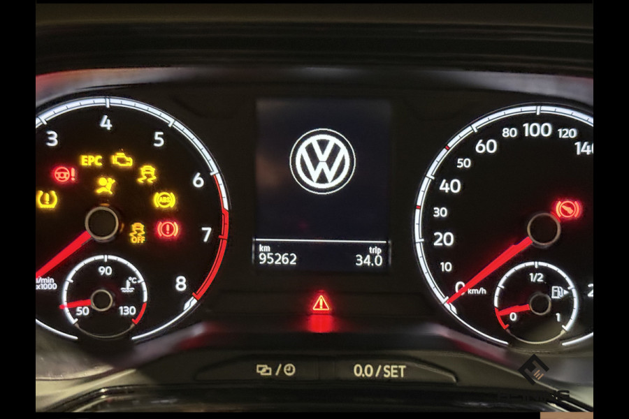 Volkswagen Polo 1.0 TSI Comfortline. DSG Automaat. Afneembare Trekhaak. Navi. Apple-carplay. NAP