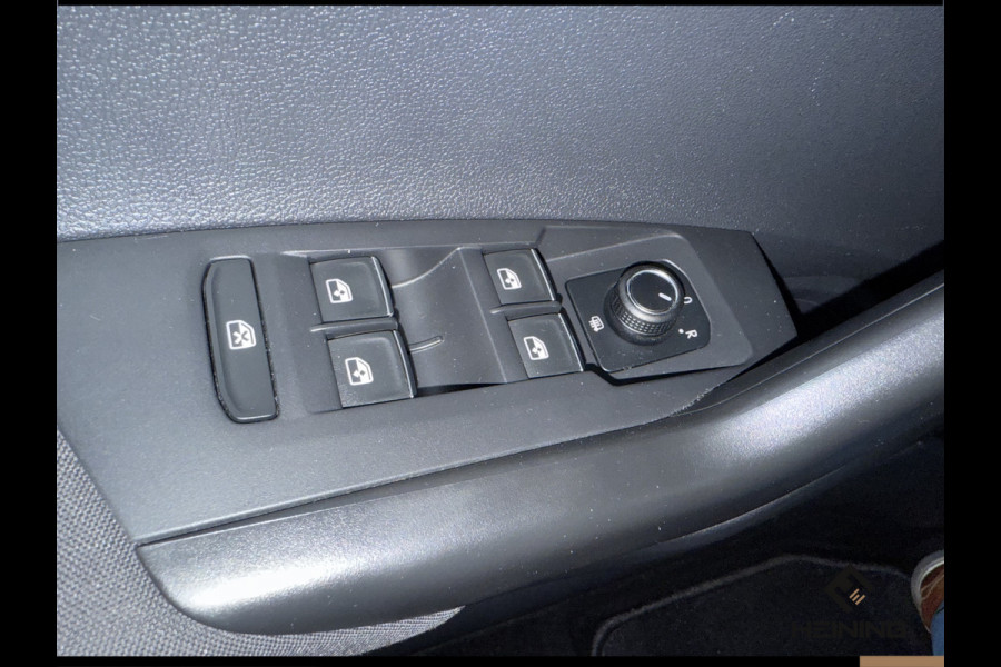 Volkswagen Polo 1.0 TSI Comfortline. DSG Automaat. Afneembare Trekhaak. Navi. Apple-carplay. NAP