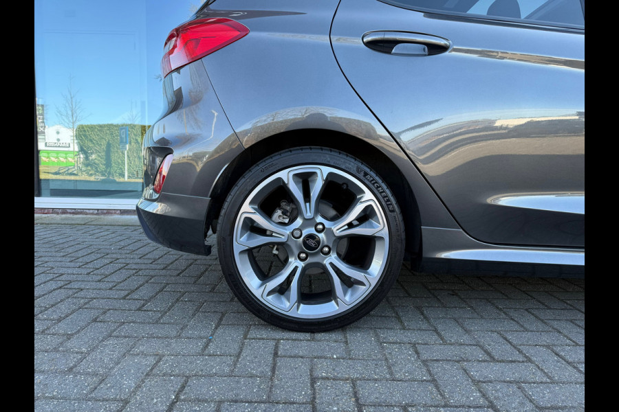 Ford Fiesta 1.0 EcoBoost ST-Line - Navi - Panodak - Climate - Parkeerhulp - Org.NL