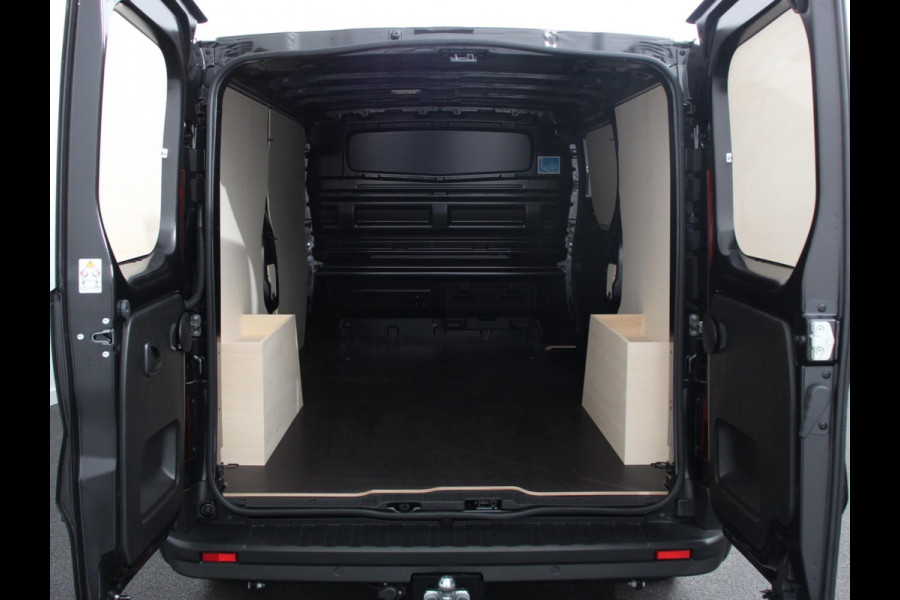 Renault Trafic 2.0 Blue dC1 150PK T30 L2H1 Advance | DEMO! | Navigatie bluetooth DAB Camera Airco Trekhaak Houten bekleding Lichtmetalen velgen
