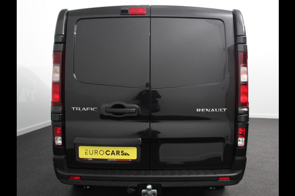 Renault Trafic 2.0 Blue dC1 150PK T30 L2H1 Advance | DEMO! | Navigatie bluetooth DAB Camera Airco Trekhaak Houten bekleding Lichtmetalen velgen