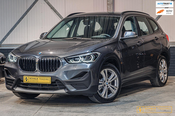 BMW X1 XDrive25e Executive|LED|Navi-XL|Dealer onderhouden