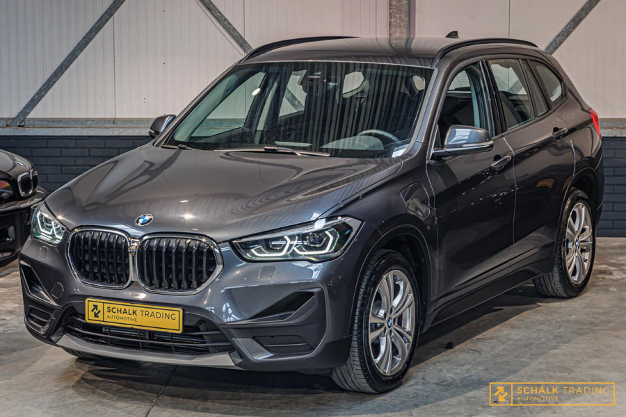 BMW X1 XDrive25e Executive|LED|Navi-XL|Dealer onderhouden