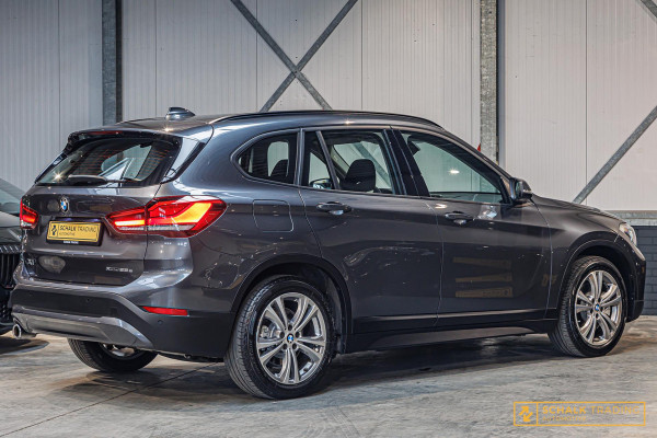 BMW X1 XDrive25e Executive|LED|Navi-XL|Dealer onderhouden